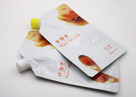 Οι πλαστικές υγρές τσάντες σωλήνων με χύνουν τους σωλήνες για τη φρέσκια συσκευασία ποτών χυμού