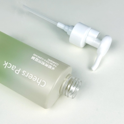 Νέο σχεδιασμό κοντέινερ καλλυντικών 150ml/500ml Συσκευή περιποίησης δέρματος λευκό μπουκάλι PET με αντλία λοσιόν