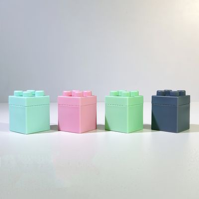 Disposable Plastic PP Cosmetic Cup with 8ml Capacity Food Grade Building Block Design for Facial Cream Lotion
