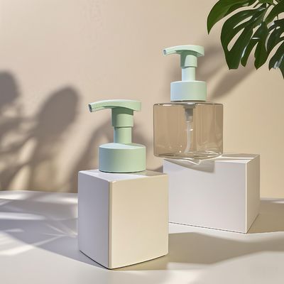 Κετράδιο μπουκάλι αντλίας κοσμητικής λοσιόν με υλικό PET και αντλία πίεσης για συσκευασία φροντίδας του δέρματος