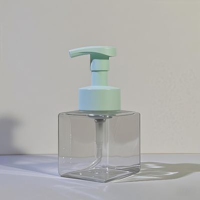 Κετράδιο μπουκάλι αντλίας κοσμητικής λοσιόν με υλικό PET και αντλία πίεσης για συσκευασία φροντίδας του δέρματος