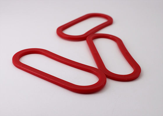 Κόκκινη πλαστική φέρνοντας λαβή τσαντών παντοπωλείων για τα λιανικά εμπορεύματα