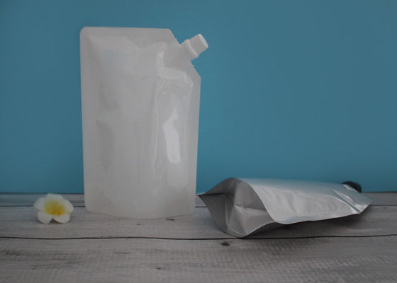 Η συνήθεια τοποθέτησε τις επαναχρησιμοποιήσιμες σωλήνων ποτών τσάντες σακουλών παιδικών τροφών στάσεων σε στρώματα επάνω/ziplockk